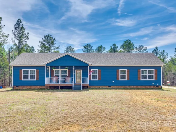 1370 Martin Rd, Hickory Grove, SC 29717