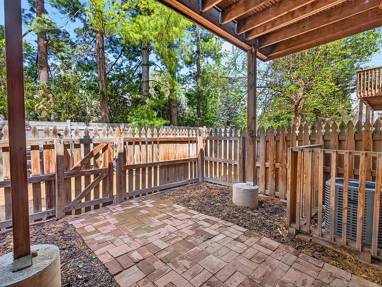 1699 S Trenton St #26 — Photo 32