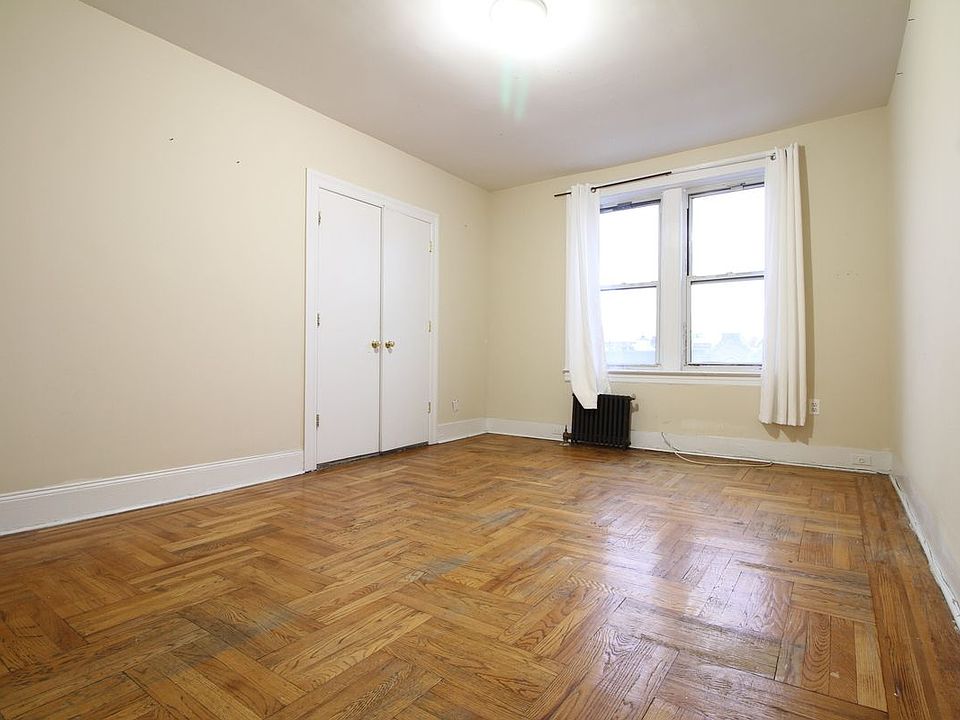 1st image of 43-40 40th St #4E