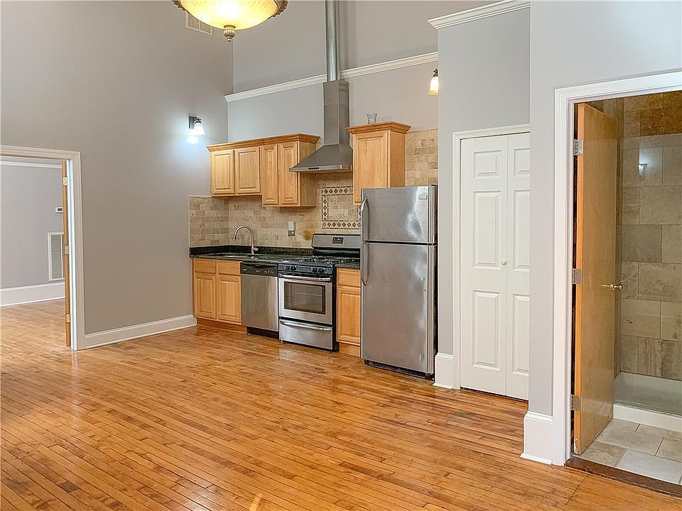 5 N Bank St APT 1, Easton, PA 18042 | Zillow