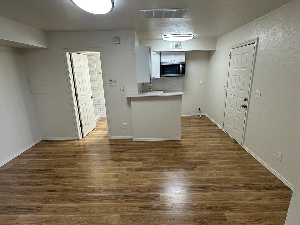 11510 N May Ave #303B