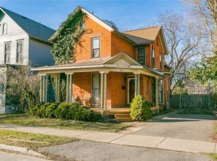 43 Alexander St, Rochester, NY 14620