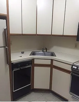 Rented by Geraldine Capasso, LREB | media 5