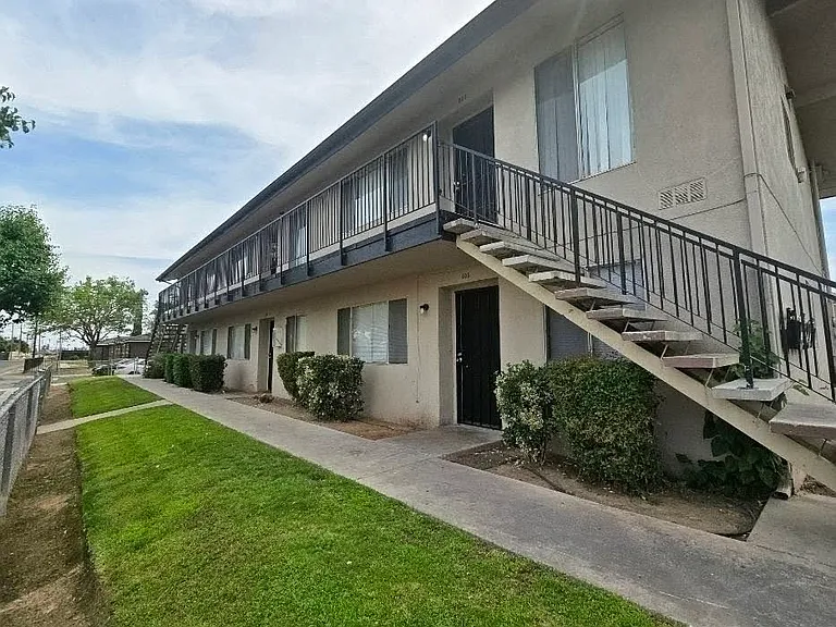 3317 N Pleasant Ave #201 — Photo 15