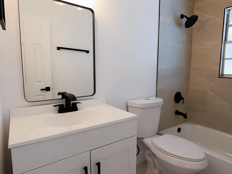 1810 Dixon Blvd — Photo 31
