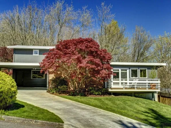 7628 SE 34th St, Mercer Island, WA 98040