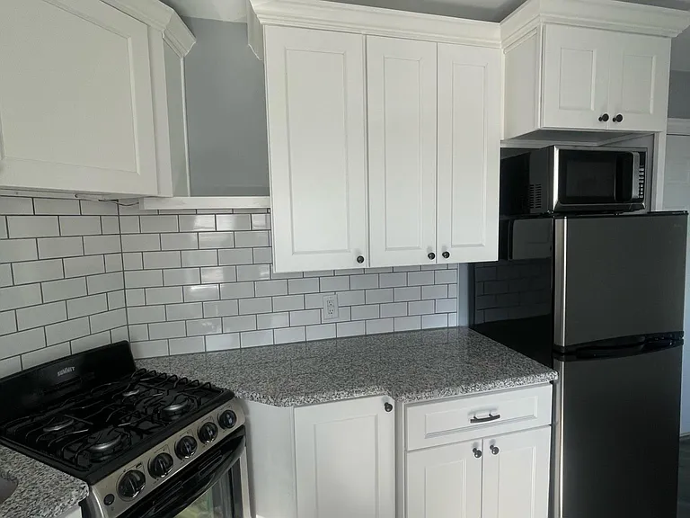 266 Shelmire St #8 — Photo 28