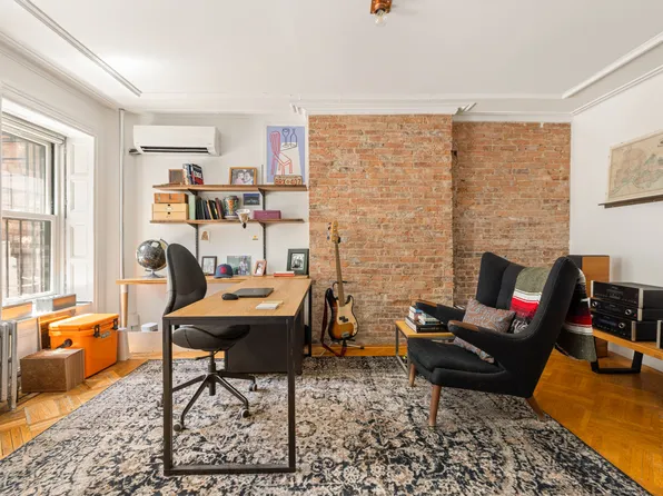 761 Macon Street image 13 of 16