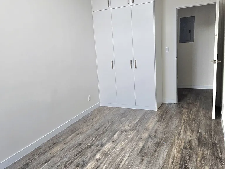 217 Main St #5 — Photo 14