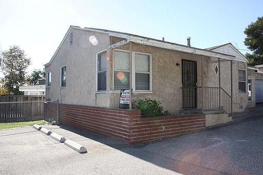 1st image of 20523 Kenwood Ave