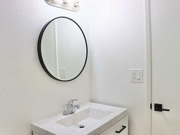 4th image of 2026 S Hammond Dr #122-208