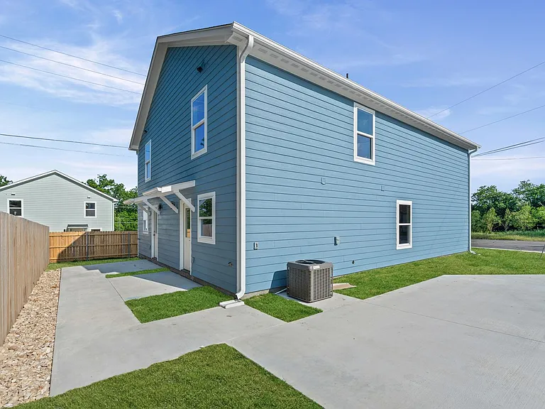 1407 S Martin Luther King Jr Dr #A — Photo 20