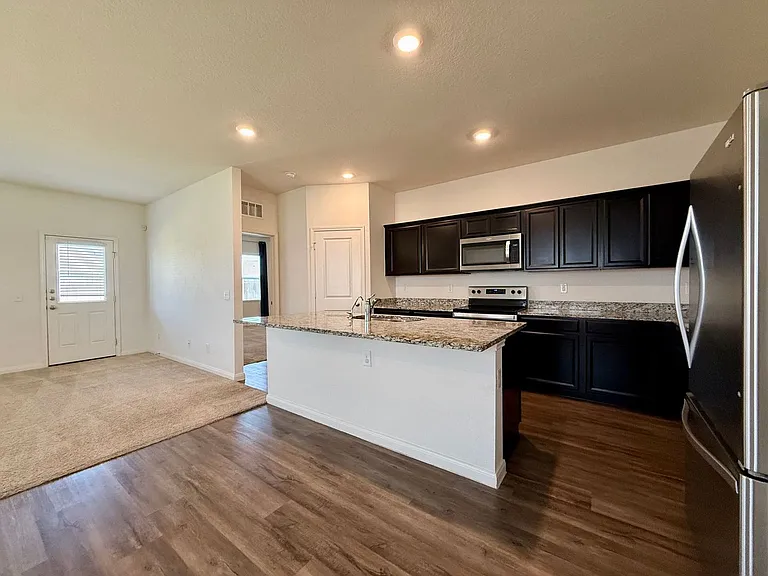 5843 Gulf Mdw — Photo 6