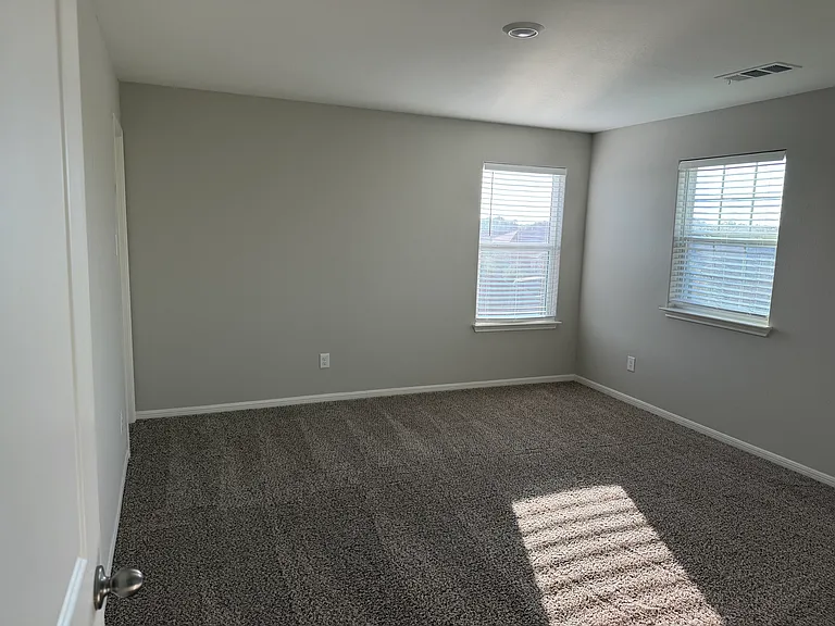 105 Declaration Ln — Photo 30