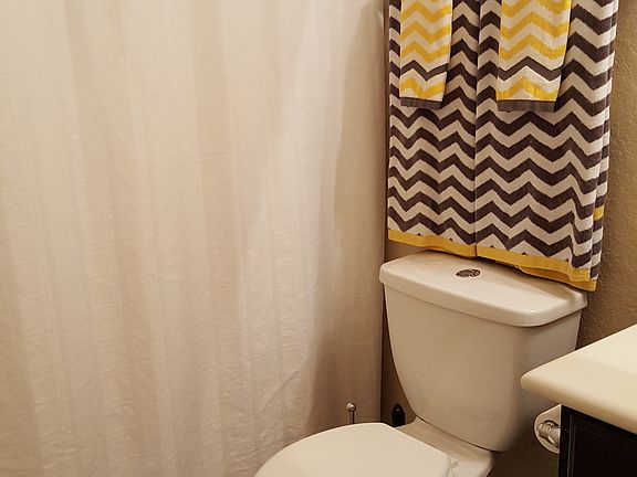 4th image of 3406 Candlepass Dr