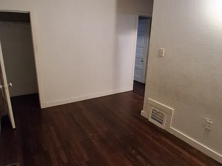 944 Riverview Ave — Photo 21