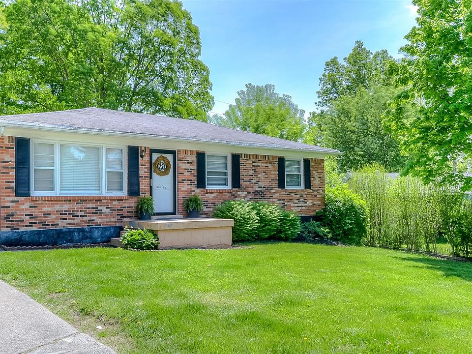 1st image of 112 Coolbrook Dr