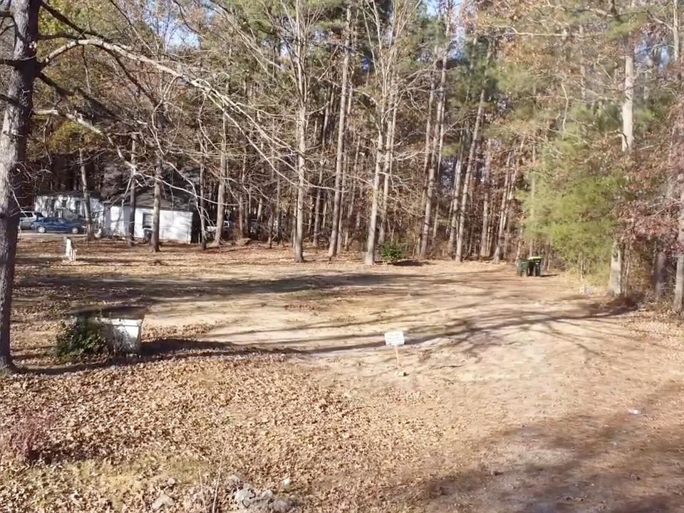 2nd image of 183 Green Dr #Loc