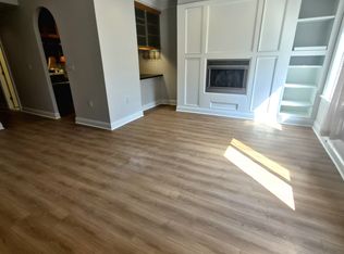 8 Andrew Pl, Baltimore, MD 21201