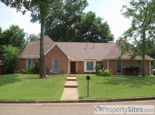 8901 Magnolia Leaf Cv, Cordova, TN 38018