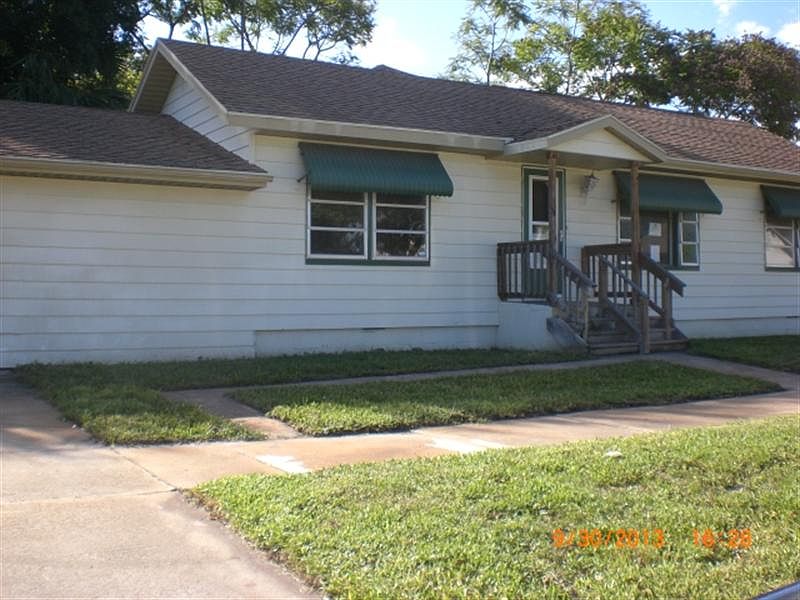 1st image of 1877 17th Ave