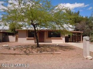 1055 E Navajo Rd, Tucson, AZ 85719