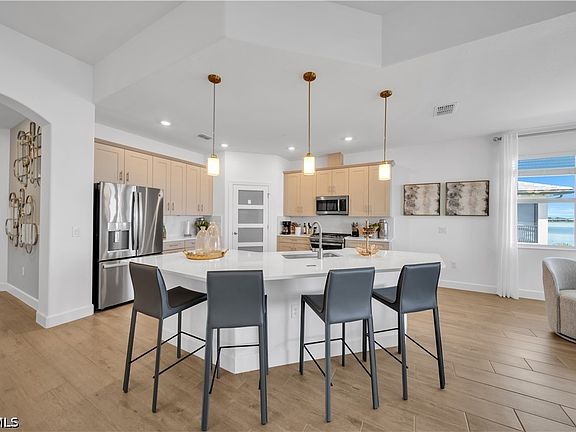 4th image of 16578 Ridgeview Cir #4221