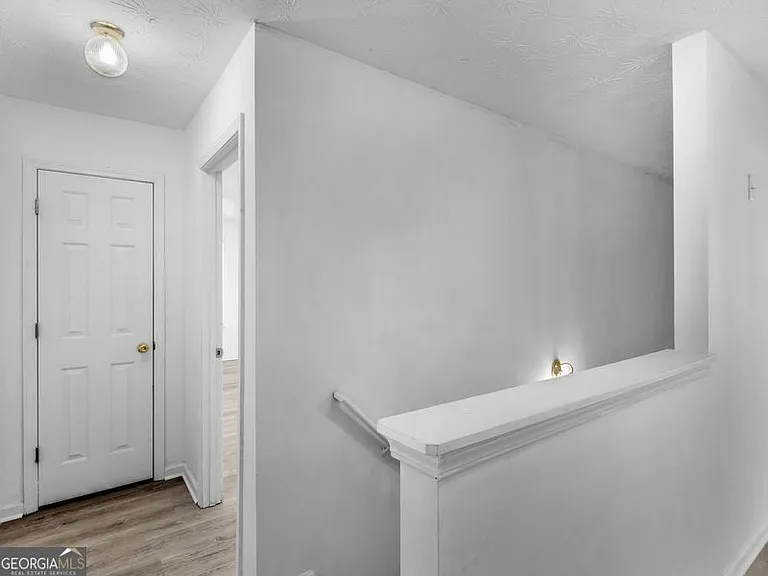 305 Nunnally Dr — Photo 18