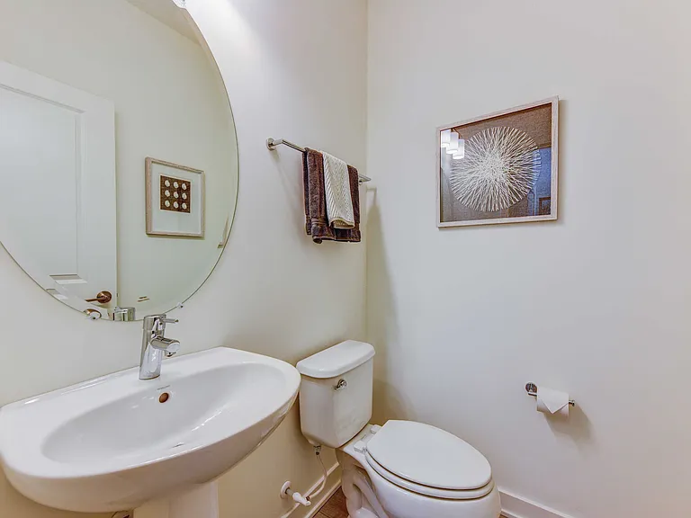 Fairway Village Rental Townhomes — Photo 8