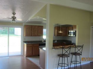 160 Huntington Dr, Northfield, OH 44067