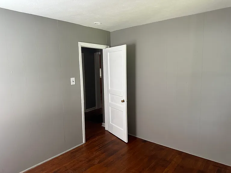 1257 Durbin St — Photo 5
