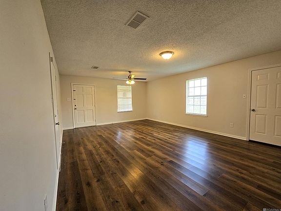 2nd image of 8933 Baronne Dr
