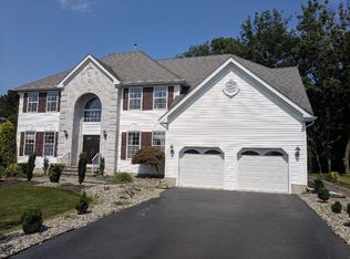 22 Arbutus Way, Monmouth Junction, NJ 08852