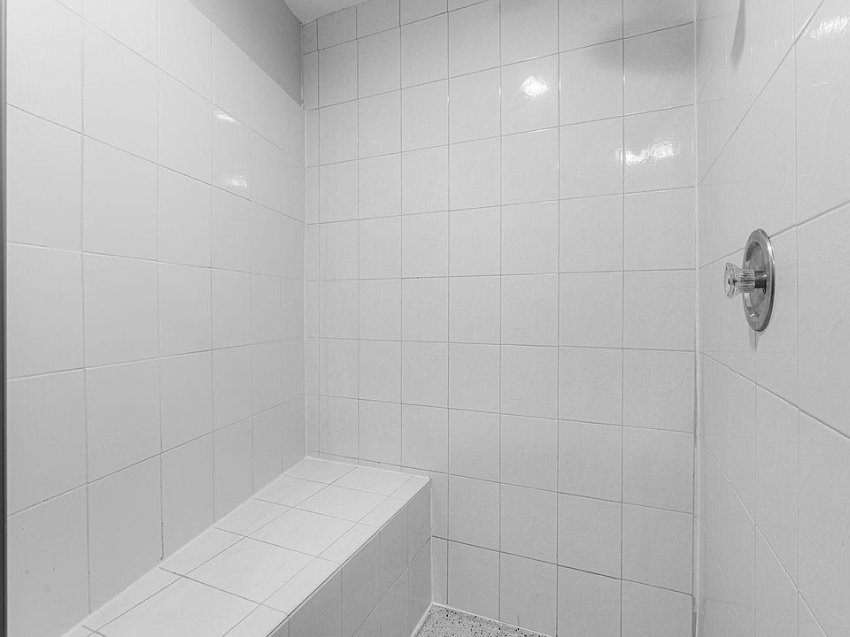 1st image of 2126 W Grand Ave #D