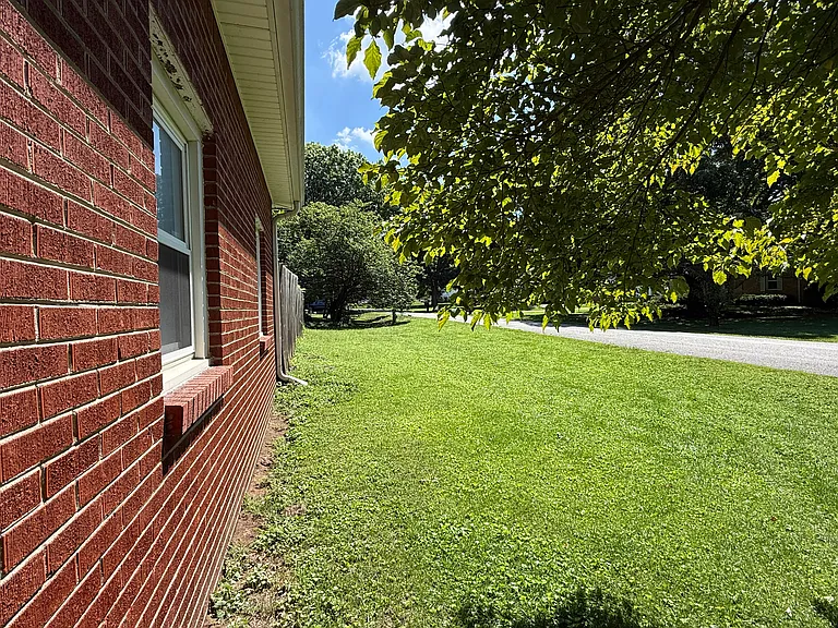 4691 Anita Dr — Photo 20