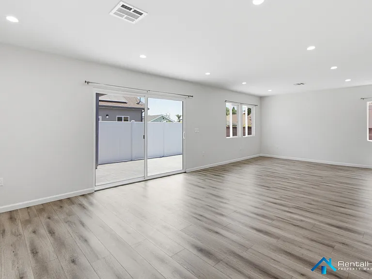 7406 Lemp Ave #A — Photo 2