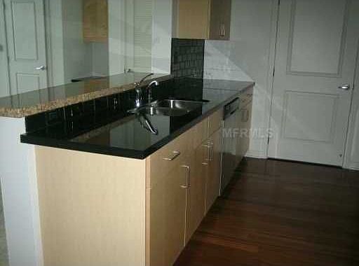 3rd image of 155 Court Ave #2305