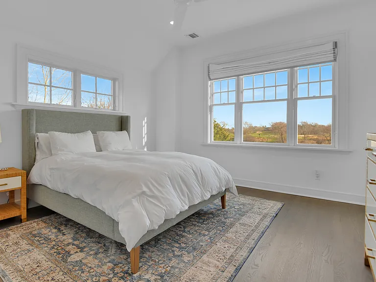 34 Fairlawn Dr — Photo 13