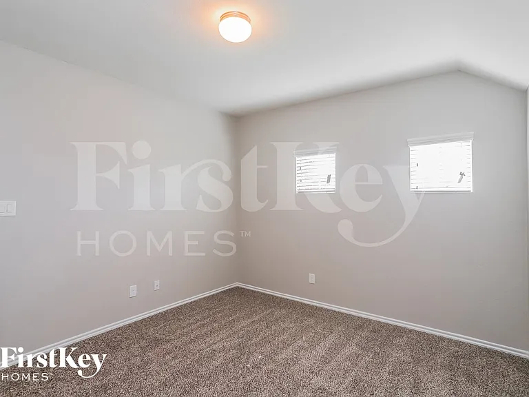 8115 Lemongrass Ave — Photo 11