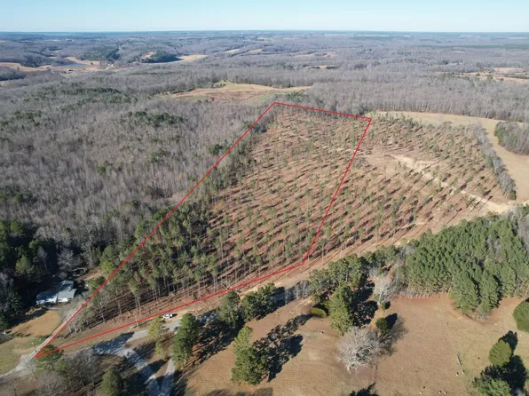 6115 Gilchrist Rd, Cypress Inn, TN 38452