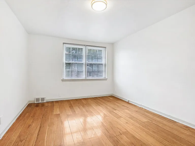 2834 Midvale Ave #M-2834B — Photo 39