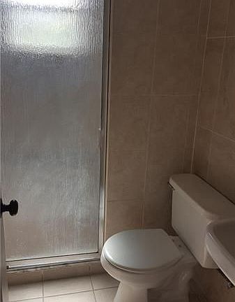2nd image of 31 SW 10th St #3