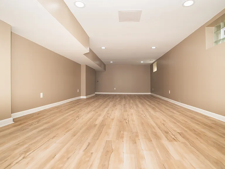 2029-2031 Fairmont Ave — Photo 35