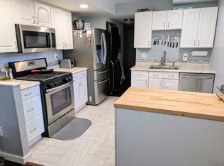 2033 Royal Fern Ct APT 1C, Reston, VA 20191