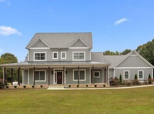 1346 Oaklawn Rd, Chapmansboro, TN 37035