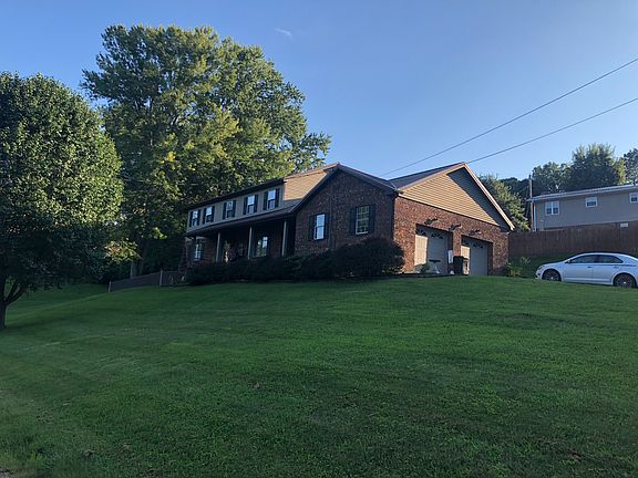 2nd image of 105 Mark Dr