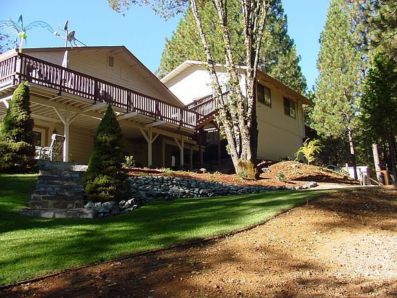 guest quarter on top of house