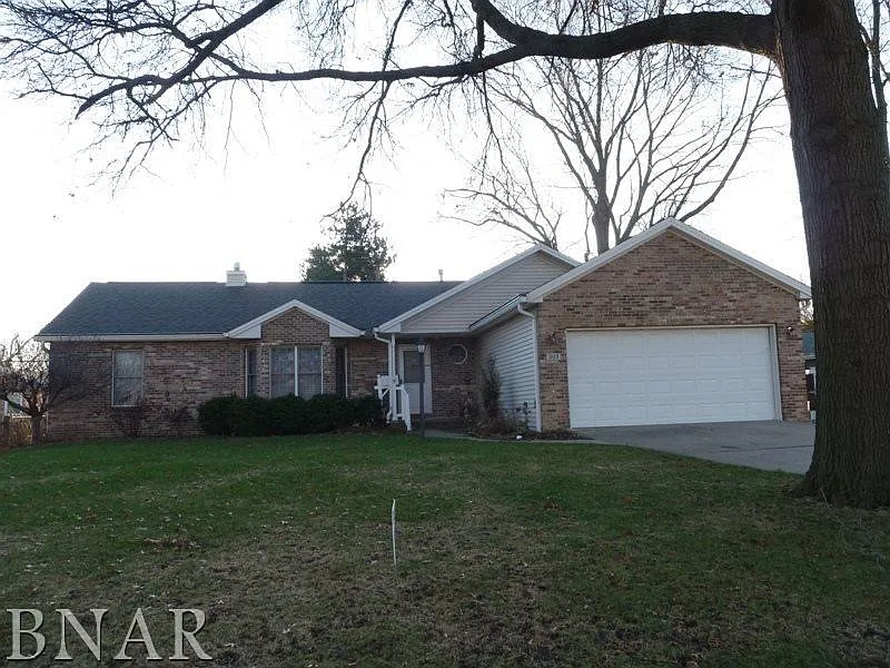 303 Radliff Rd photo 1