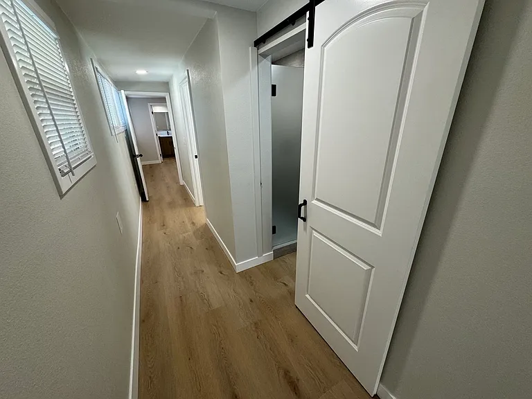 8932 Grand Ave — Photo 38