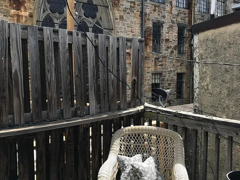 Deck View